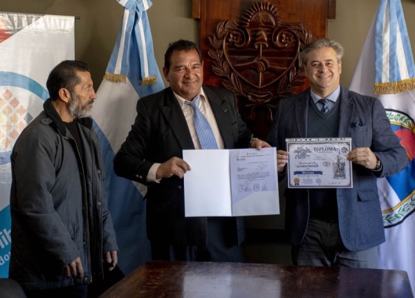 El Deliberante reconocio 50 a&ntilde;os de labor de Alcoh&oacute;licos An&oacute;nimos