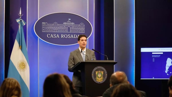 Ravier pidi&oacute; a los periodistas que no hablen de ajuste a las universidades porque la gente se enoja
