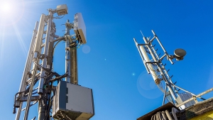 El Enacom ir&aacute; ante la Corte para que convalide a las telecomunicaciones como servicio p&uacute;blico
