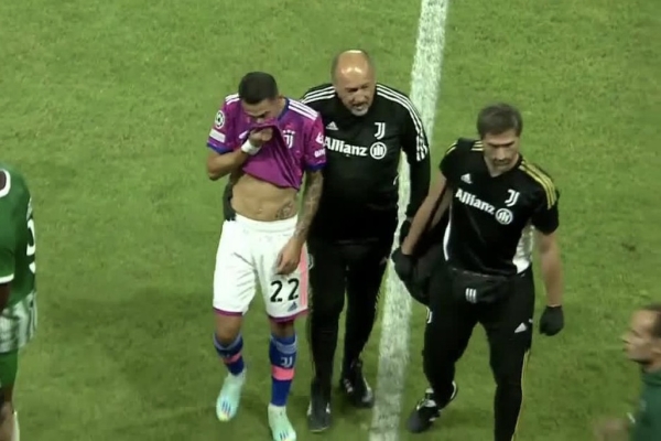 Alarma en la Selecci&oacute;n: Di Mar&iacute;a abandon&oacute; el campo de juego lesionado