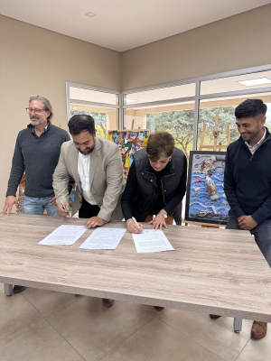 Jujuy incorpora maquinaria para reciclado de pl&aacute;sticos