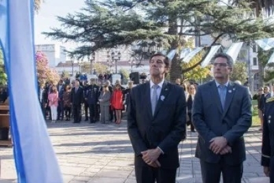 Gobierno y pueblo de Jujuy evocaron la Revoluci&oacute;n de Mayo