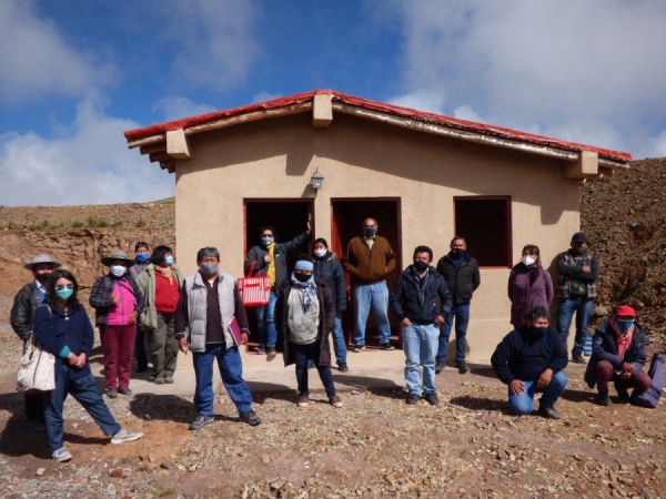 Casilla de artesan&iacute;as y servicios en El Hornocal