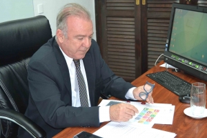 Nuevas bocas de pago para evitar largas filas de usuarios de Ejesa