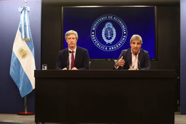 D&oacute;lar: c&oacute;mo analiza el Gobierno la suba de las cotizaciones paralelas y el crecimiento de la brecha