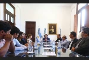 Buscan fortalecer econom&iacute;as locales y demanda mineras