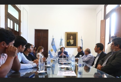 Buscan fortalecer econom&iacute;as locales y demanda mineras