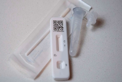 Bioqu&iacute;micos rechazan los "autotest Covid"