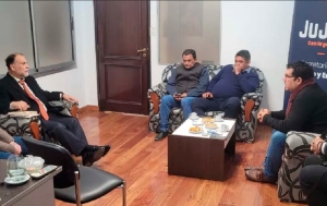 Ministro se reuni&oacute; con Intendente de Calilegua y gremios municipales