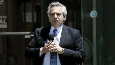 "El ajuste est&aacute; en dejar de pagar los intereses de la deuda que otros tomaron"