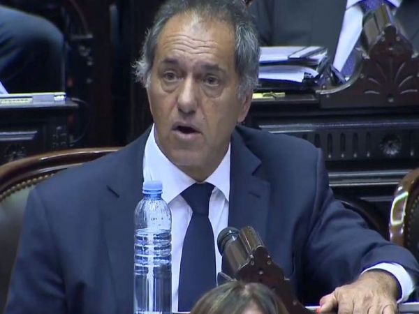 Scioli justific&oacute; su pol&eacute;mica presencia en la C&aacute;mara de Diputados