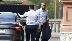 Caputo le pidió a Karina que eche a Adorni y hablan de Martín Menem jefe de Gabinete