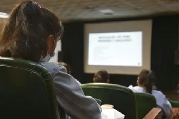 Invitan a la Jornada Provincial Multidisciplinaria "Cuidado del Paciente Quir&uacute;rgico"