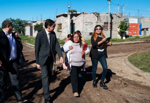 Gobierno avanza en regularizaci&oacute;n dominial de las 14 Hect&aacute;reas en el Comedero