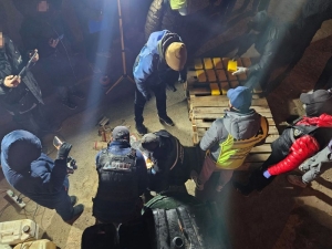 Operativo: Descubren 52 Kg de cocaina en un cami&oacute;n