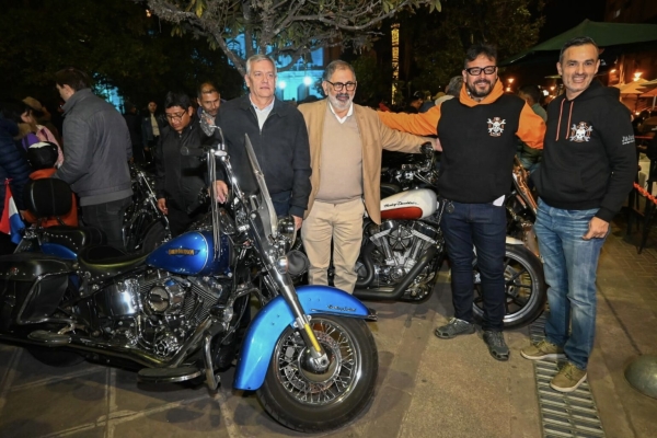La ciudad recibi&oacute; el segundo encuentro de Moto Harley Davidson en el Paseo Sarmiento