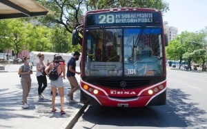 Nuevo golpe a las provincias: el Gobierno recorta los subsidios al transporte p&uacute;blico del interior