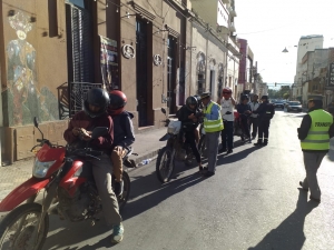 OPERATIVOS DE CONTROL EN DISTINTOS PUNTOS DE LA CIUDAD