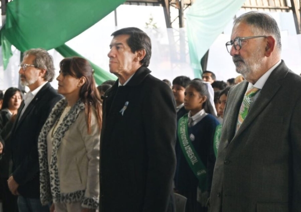 Promesa Ambiental. Jorge acompa&ntilde;&oacute; a m&aacute;s de 500 estudiantes del Comedero