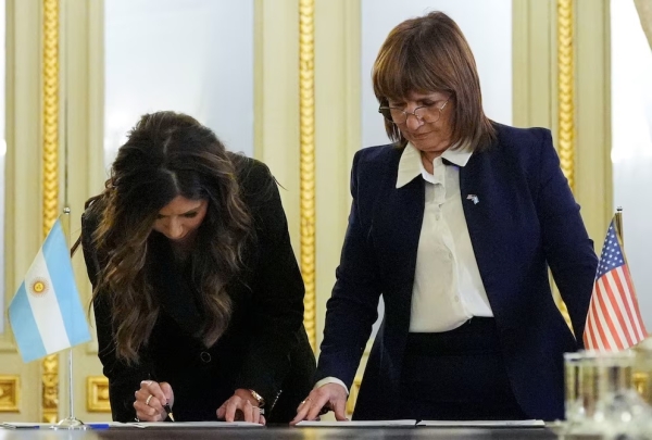 Aseguran en Estados Unidos que el Departamento de Estado paus&oacute; el acuerdo para que los argentinos puedan viajar sin visa