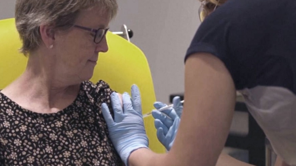 Coronavirus: revelan que retrasar la segunda dosis de la vacuna aumenta la inmunizaci&oacute;n