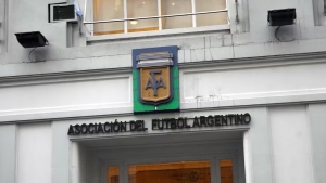 La Justicia dej&oacute; sin efecto los art&iacute;culos del DNU que autorizaban las sociedades an&oacute;nimas deportivas: el Gobierno apelar&aacute;