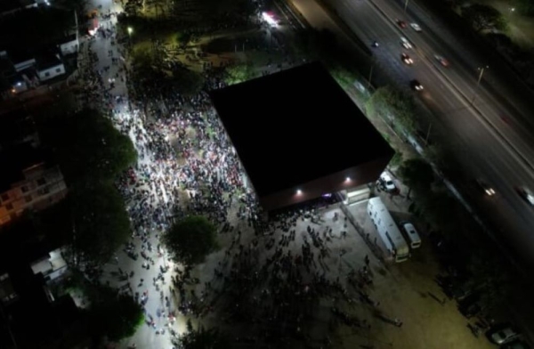 M&aacute;s de 5 vecinos disfrutaron del espect&aacute;culo de Los Tekis en el nuevo Multiespacio General Arias