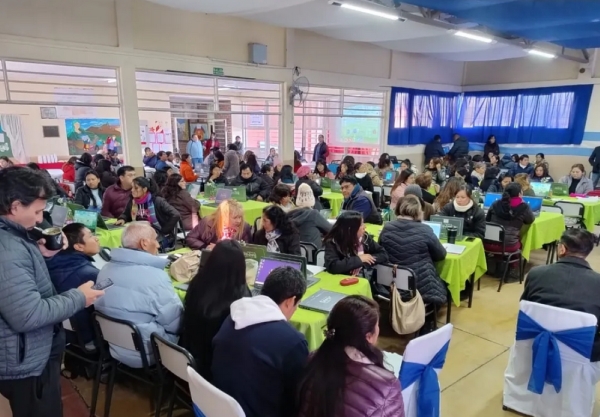 Aulas digitales."Hay profesionalismo y pasi&oacute;n por lo que hacen"