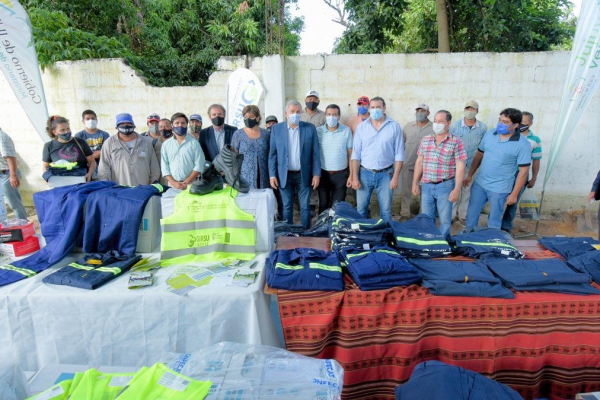 Entrega de recursos para la gesti&oacute;n de residuos de municipios y comisiones municipales&nbsp;