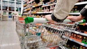La inflación en agosto fue de 1,7% y acumuló 33,5% en los últimos doce meses