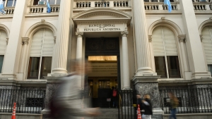 Los productores que accedieron al d&oacute;lar soja no podr&aacute;n comprar d&oacute;lar CCL ni MEP