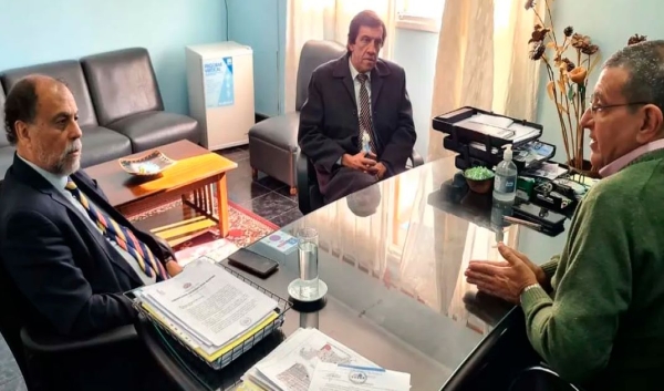 Ministro de Trabajo y Hacienda recorren municipios