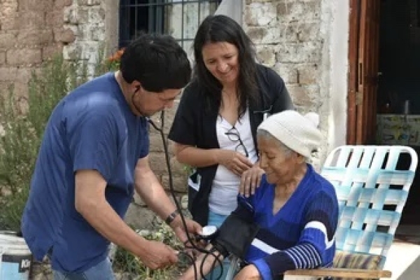 Exitosas jornadas de operativos sanitarios en Reyes, Volc&aacute;n, Tumbaya y Purmamarca