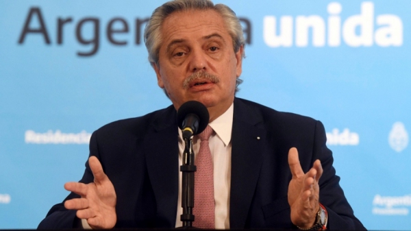 El Gobierno ordenó un confinamiento estricto en casi todo el país hasta el 30 de mayo