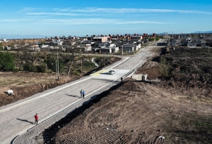 Habilitan el primero de los cinco puentes que conectar&aacute;n sectores de A.Comedero