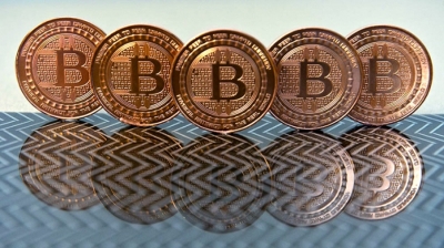 Industria y usuarios cripto se reconfiguran ante la ca&iacute;da de m&aacute;s del 60% del precio
