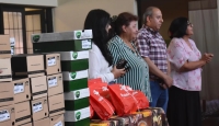 Entregaron calzados y huevo de pascua a Instituciones Sociales