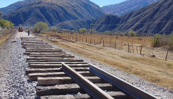 Abren ofertas en la licitaci&oacute;n por obras para rehabilitar un nuevo tramo de v&iacute;as f&eacute;rreas en Jujuy