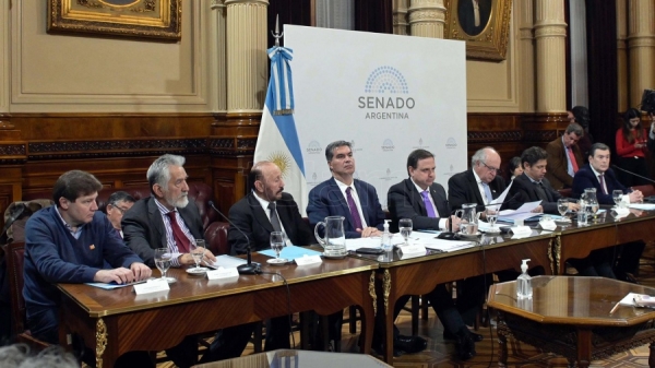 El proyecto para elevar a 25 los integrantes de la Corte obtuvo dictamen en el Senado