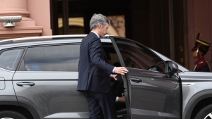 Alarma en los bancos porque crece la gente que no puede pagar la tarjeta