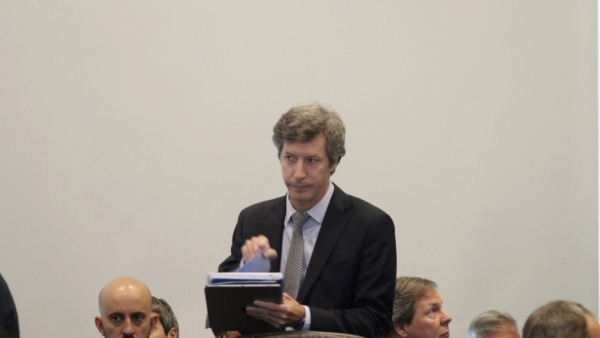 En menos de dos meses sin cepo, los argentinos ya compraron m&aacute;s de 4.300 millones de d&oacute;lares