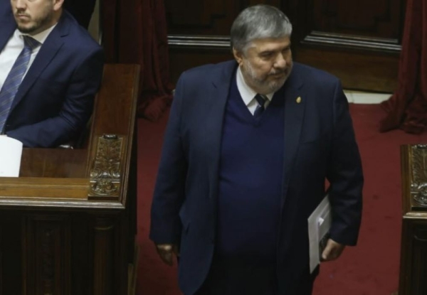 En otra dura sesi&oacute;n para el gobierno, el Senado volte&oacute; cinco decretos de Sturzenegger