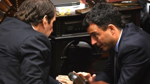 Lagrimeando, De Loredo reivindic&oacute; a la UCR y descalific&oacute; al presidente Milei