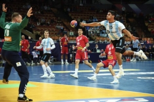 Los Gladiadores sufrieron una nueva ca&iacute;da en el Mundial de handball