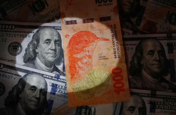 El Tesoro vendi&oacute; USD 500 millones para contener el d&oacute;lar y fue casi el &uacute;nico oferente en el mercado