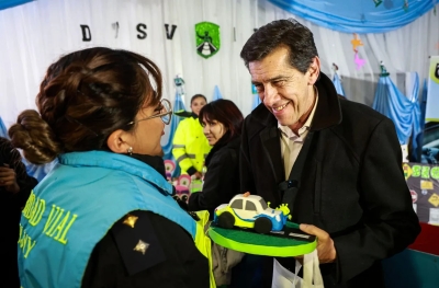 Sadir puso en valor el trabajo de la Polic&iacute;a en la Expo por los 181 a&ntilde;os de la instituci&oacute;n