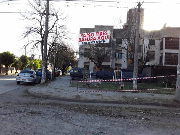 &ldquo;Ya no tires basura aqu&iacute;&rdquo;