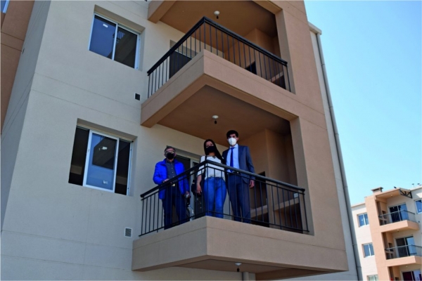 Preadjudicatarios visitaron las "Torres del Alto"