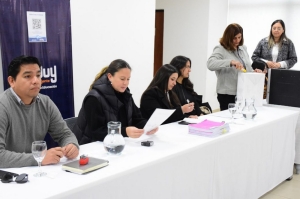 Apertura de sobres para ampliar y refaccionar edificios escolares